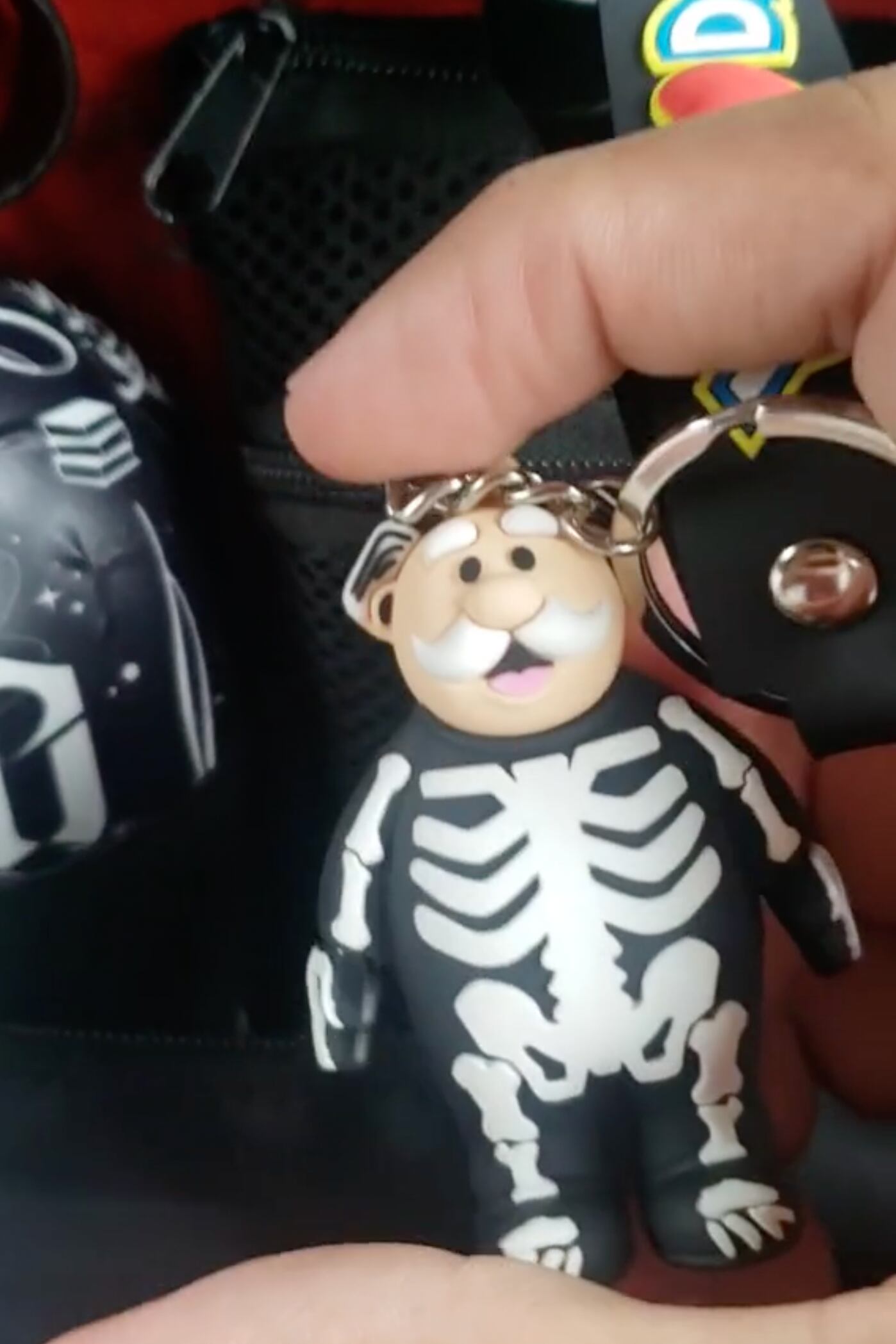 Llavero de Doctor Simi Halloween