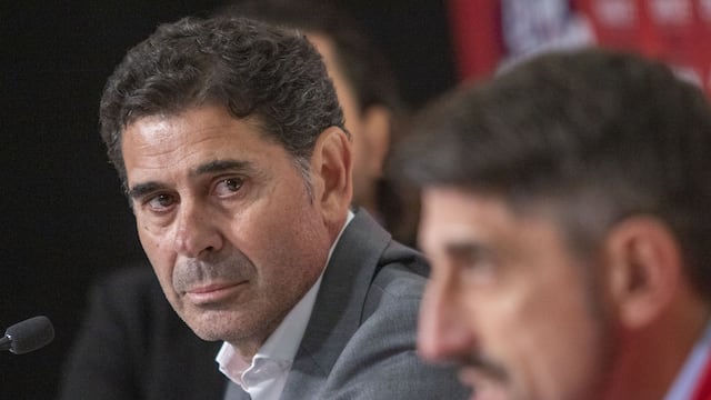 Fernando Hierro y Veljko Paunovic