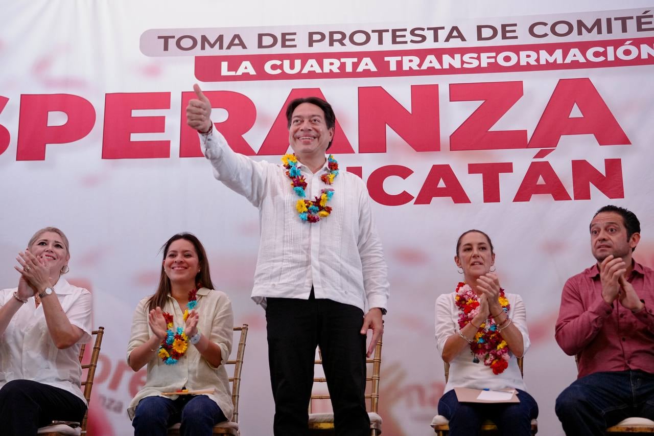 Mario Delgado en firma de acuerdo de la 4T