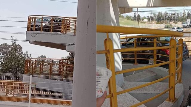 En Irapuato auto se queda atorado en puente peatonal