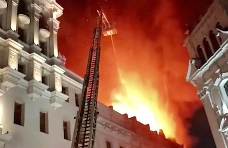 Casa Marcionelli vista desde Plaza San Martín. Fotos tomadas de la TV peruana/Plácido Garza