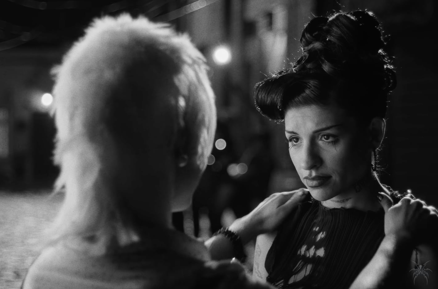 Cazzu en el video de Ódiame