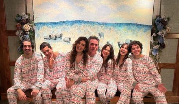 Eduardo Santamarina junto a su familia