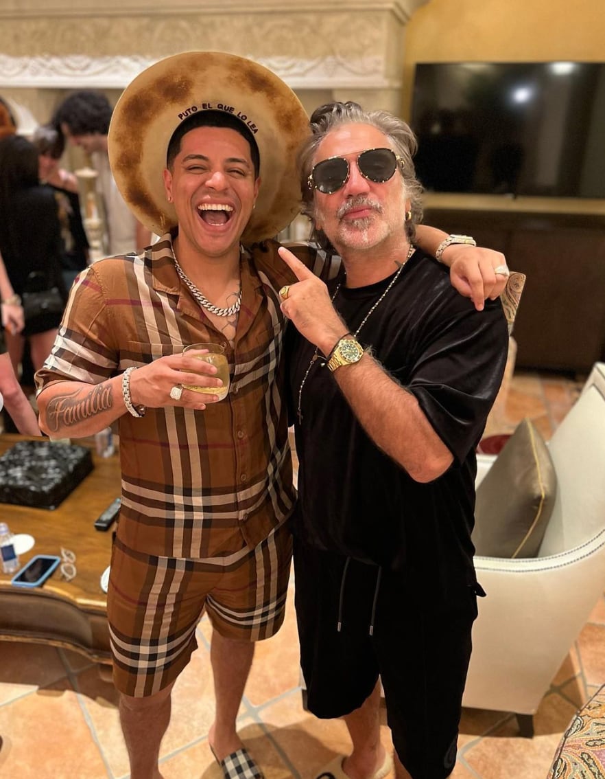 Eduin Caz y Alejandro Fernández en borrachera