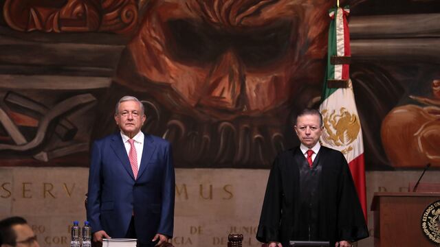 Andrés Manuel López Obrador acompañó al ministro presidente de la Suprema C0rte de Justicia de la Nación Arturo Zaldívar Lelo de Larrea