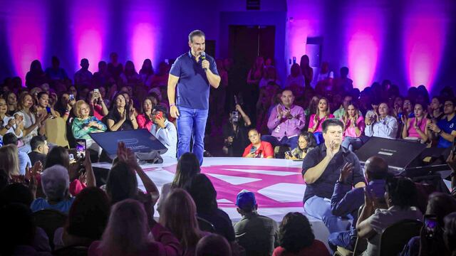 Adrián de la Garza, candidato a la alcaldía Monterrey