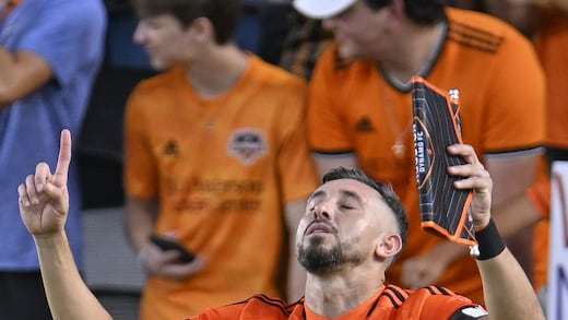 La brutal asistencia de Héctor Herrera en la MLS que maravilla al mundo