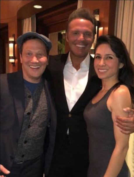 Rob Schneider, su esposa y Luis Miguel
