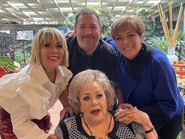 Alejandra Guzmán, Silvia Pinal, Enrique Guzmán, Sylvia Pasquel