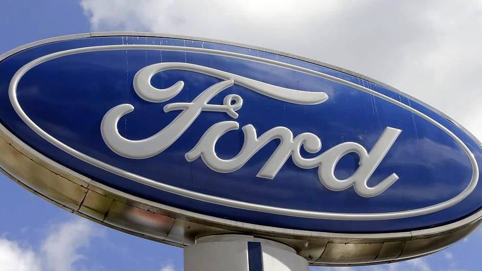 Empresa Ford. Celebración de inversión.