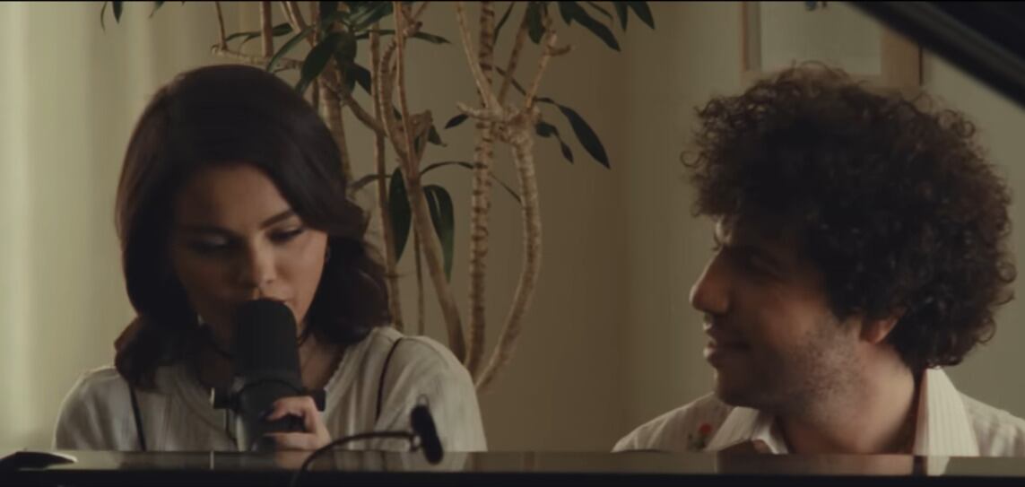 Selena Gomez estrena canción con Benny Blanco