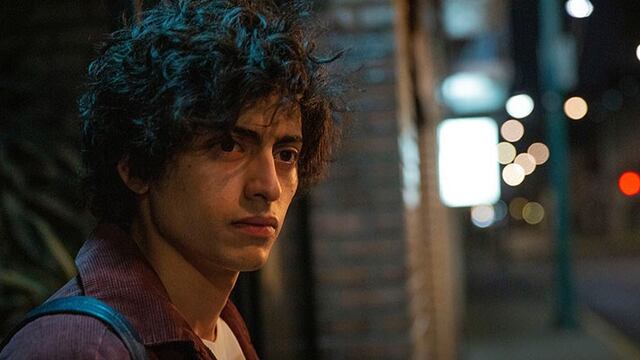 Escena de la serie de Paramount+: 'Tengo que morir todas la noches'
