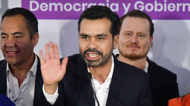 Jorge Álvarez Máynez acusa que el PRI y el PAN son los verdaderos esquiroles de Morena tras integración de Alejandra del Moral al equipo de Claudia Sheinbaum