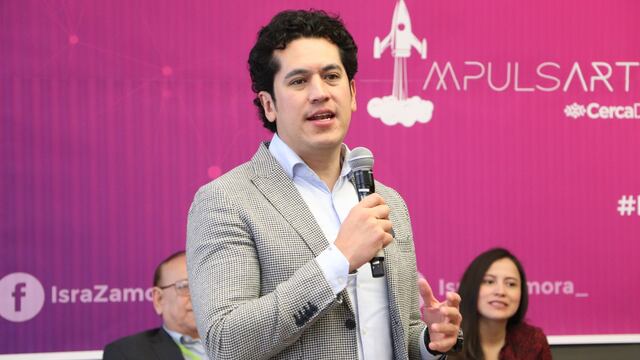 Rogelio Israel Zamora se suma a Morena