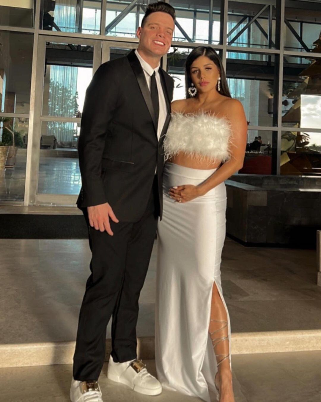 Marko con su esposa Yulbert.