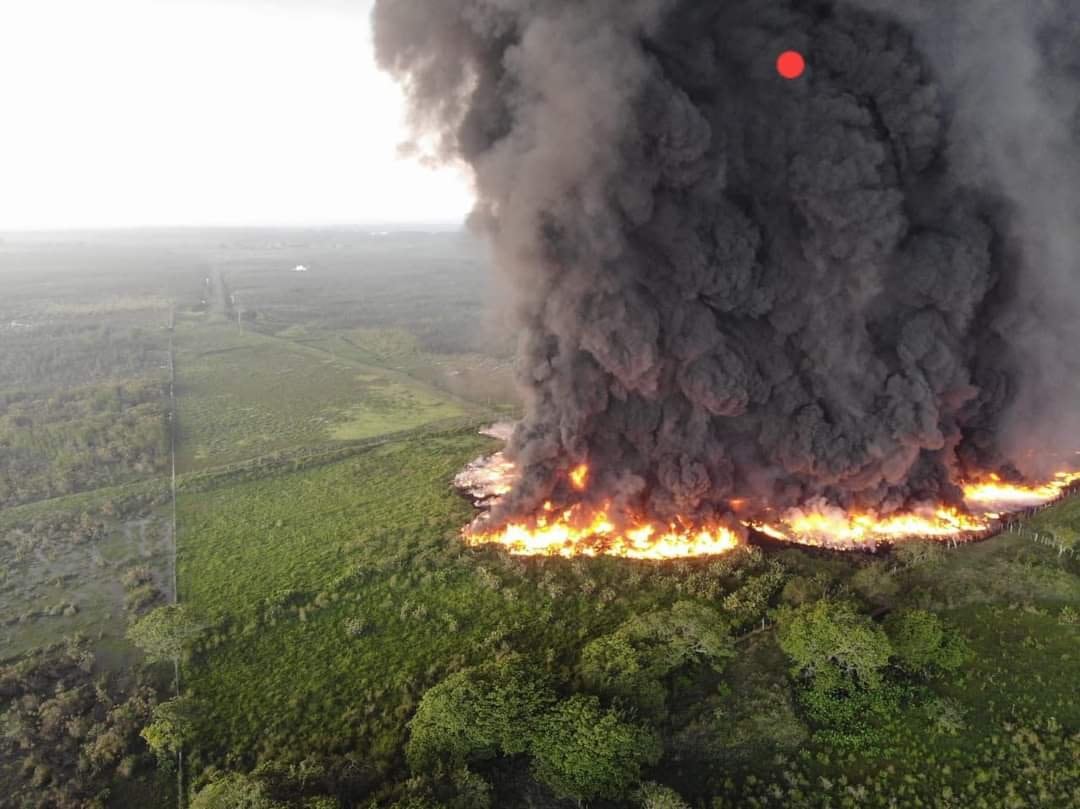 Explosión en ducto de PEMEX en Huimanguillo