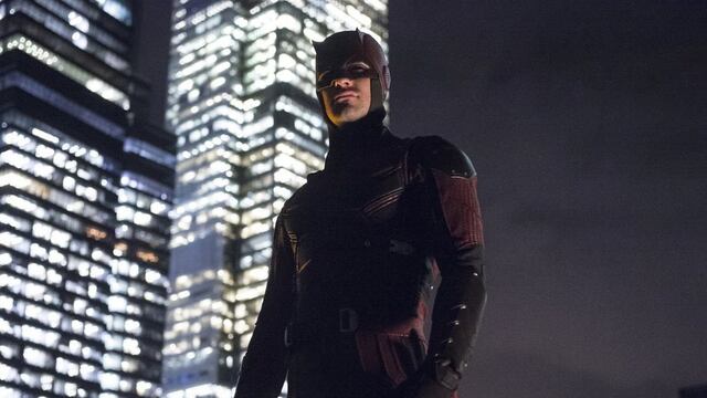 Charlie Cox como Daredevil