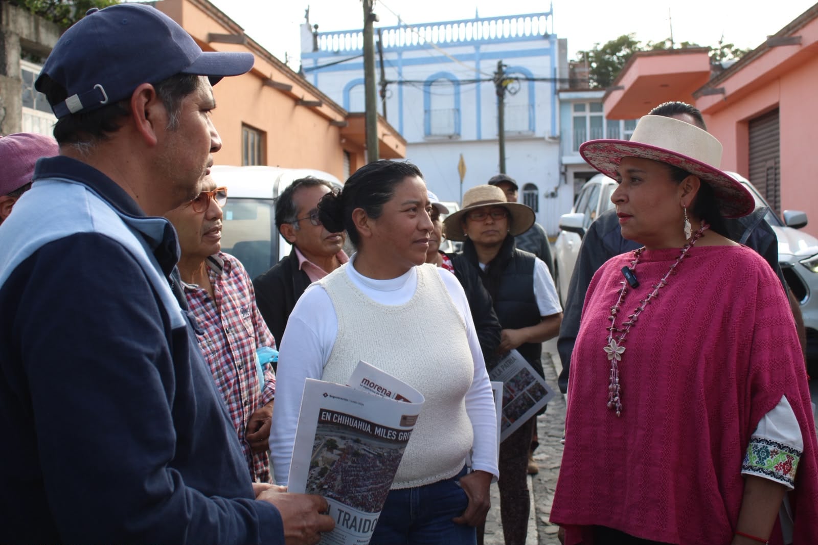 Ana Lilia Rivera inicia caminatas en Tlaxcala.