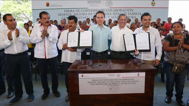 Manuel Velasco Coello.