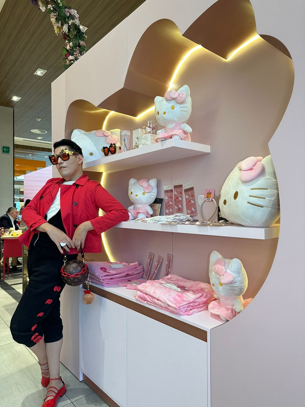Hello Kitty Café