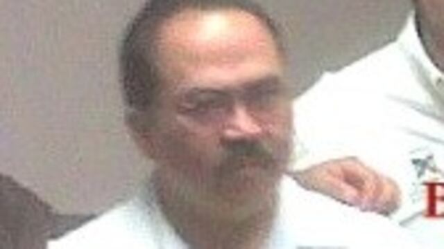 <p>"Vaya a una ferretería, compre veneno para ratas y se lo da en un pan al perro, ya verá como se soluciona su problema de todas las mañanas", comentó <strong>Miguel Ángel Ojeda.</strong></p>