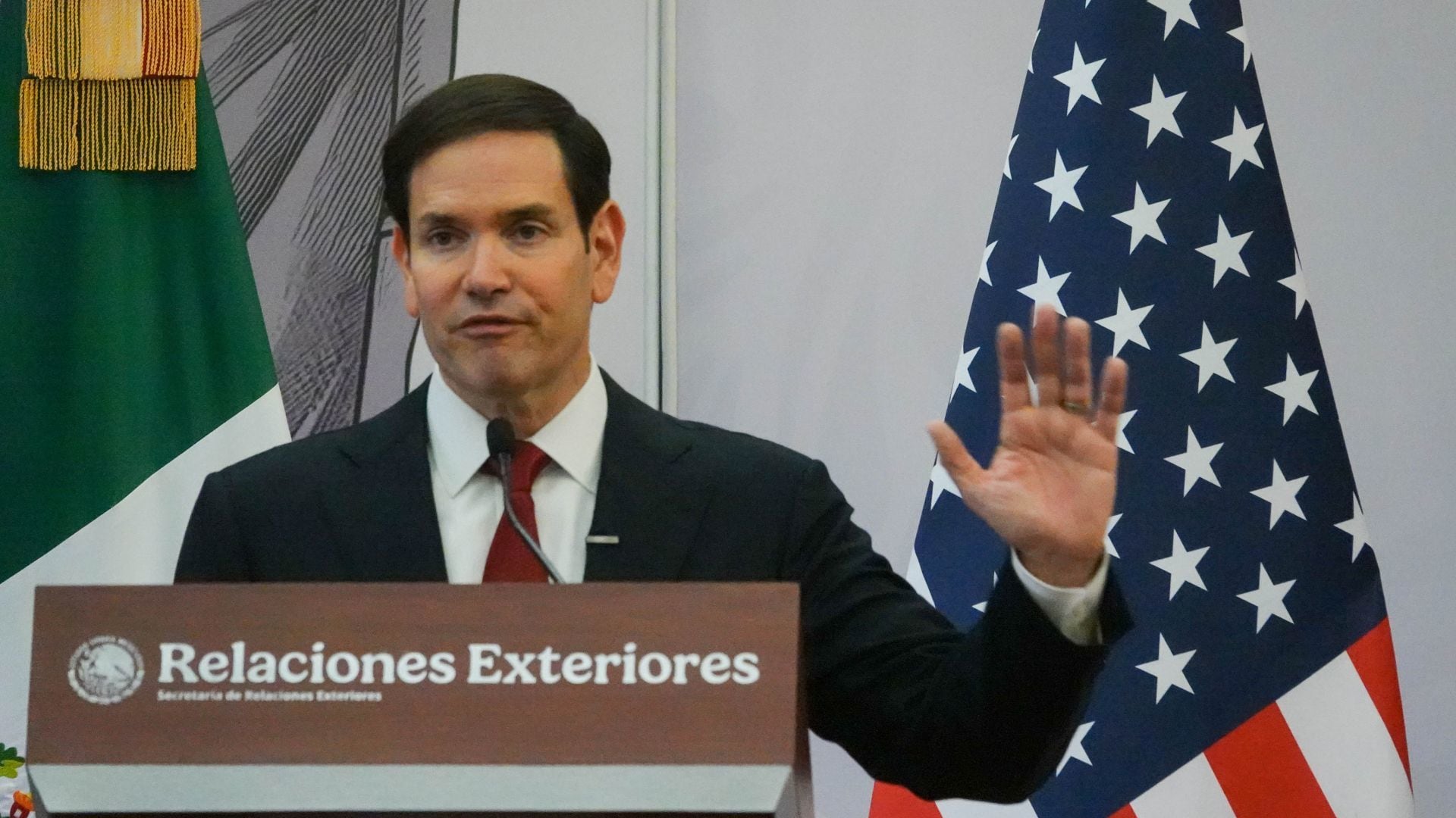 Marco Rubio desata escándalo al llamar ‘loco’ a Gustavo Petro