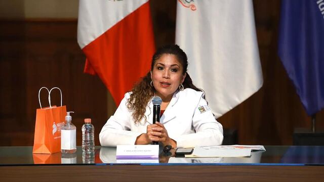 Amalia Becerra Aquino.