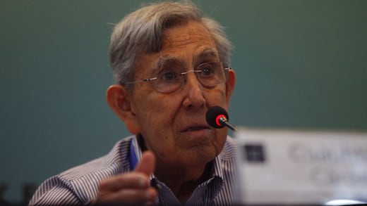 Cuauhtémoc Cárdenas sugiere analizar modelos internacionales para la reforma electoral