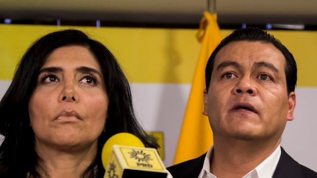 Alejandra Barrales y Juan Zepeda. Salida del PRD.