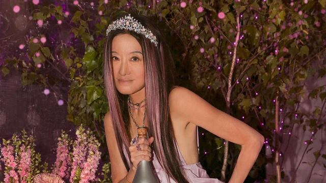 Vera Wang, diseñadora de 73 años que luce como una Barbie