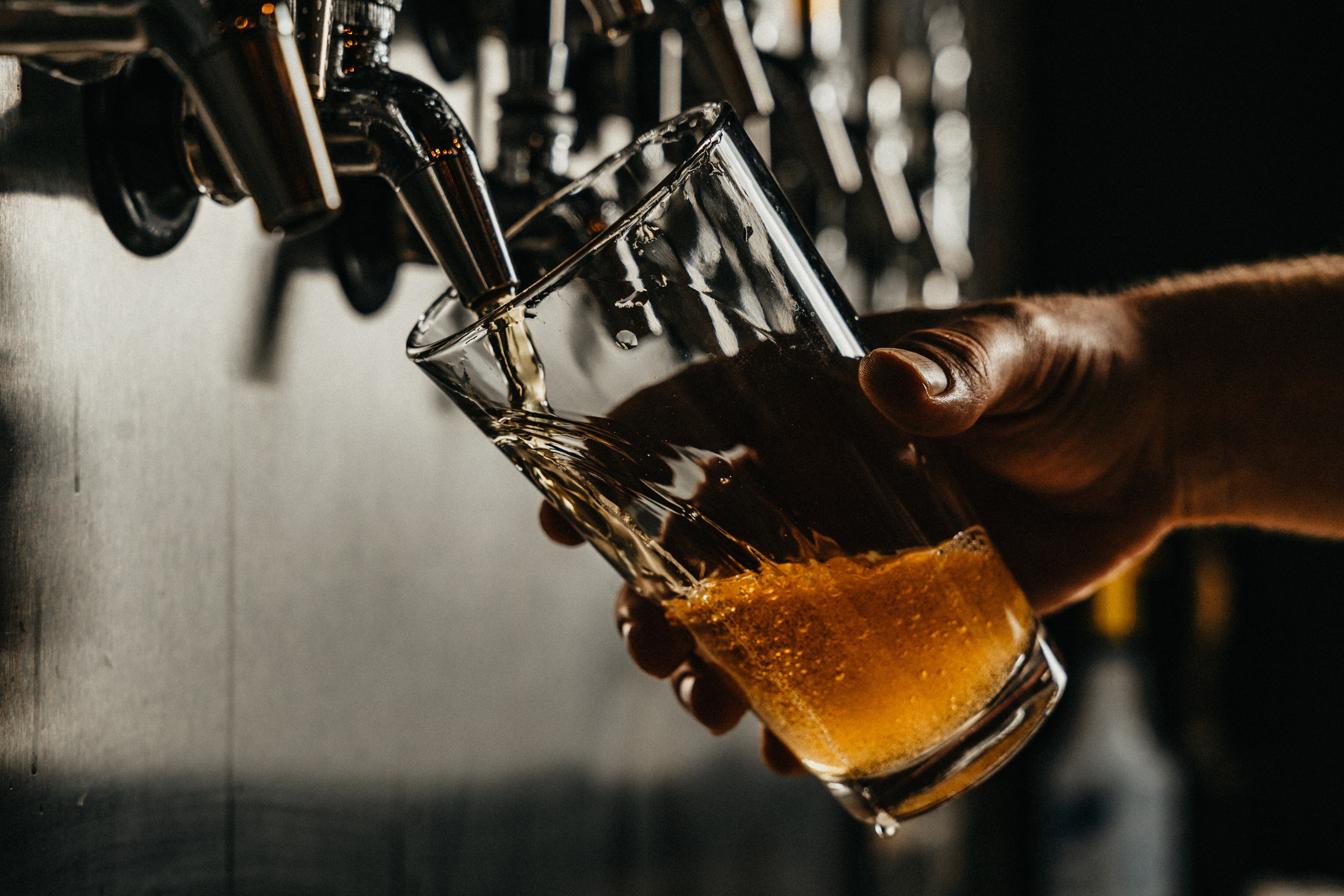 Te revelamos cuales son las 5 mejores cervezas artesanales mexicana en este Día de la Cerveza