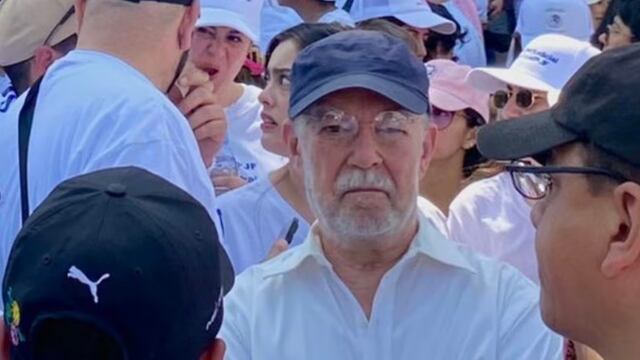 Ministro González Alcántara Carrancá en la protesta del poder judicial