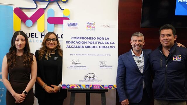 Mauricio Tabe firma convenio de Escuelas Positivas para incorporar programa en la Miguel Hidalgo.