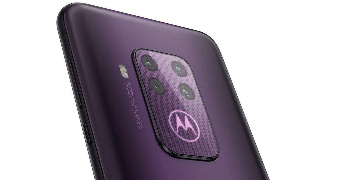 Las cuatro cámaras del Motorola One Zoom.