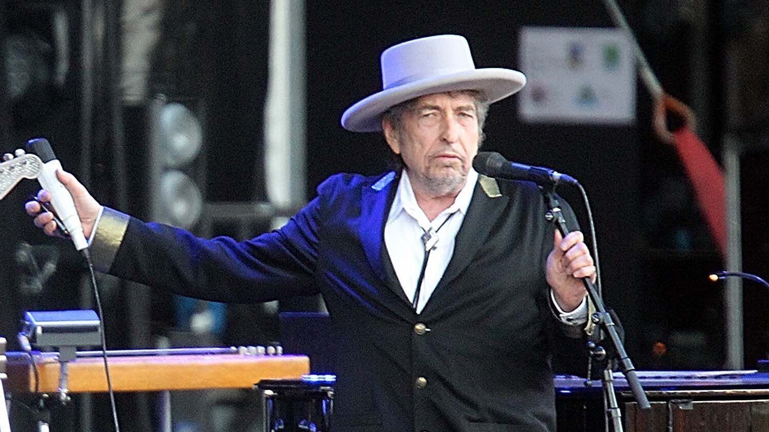Bob Dylan vende su catálogo de grabaciones y futuros lanzamientos a Sony