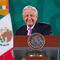 AMLO llama “adorno” a la Cofece tras decir no al Gas Bienestar