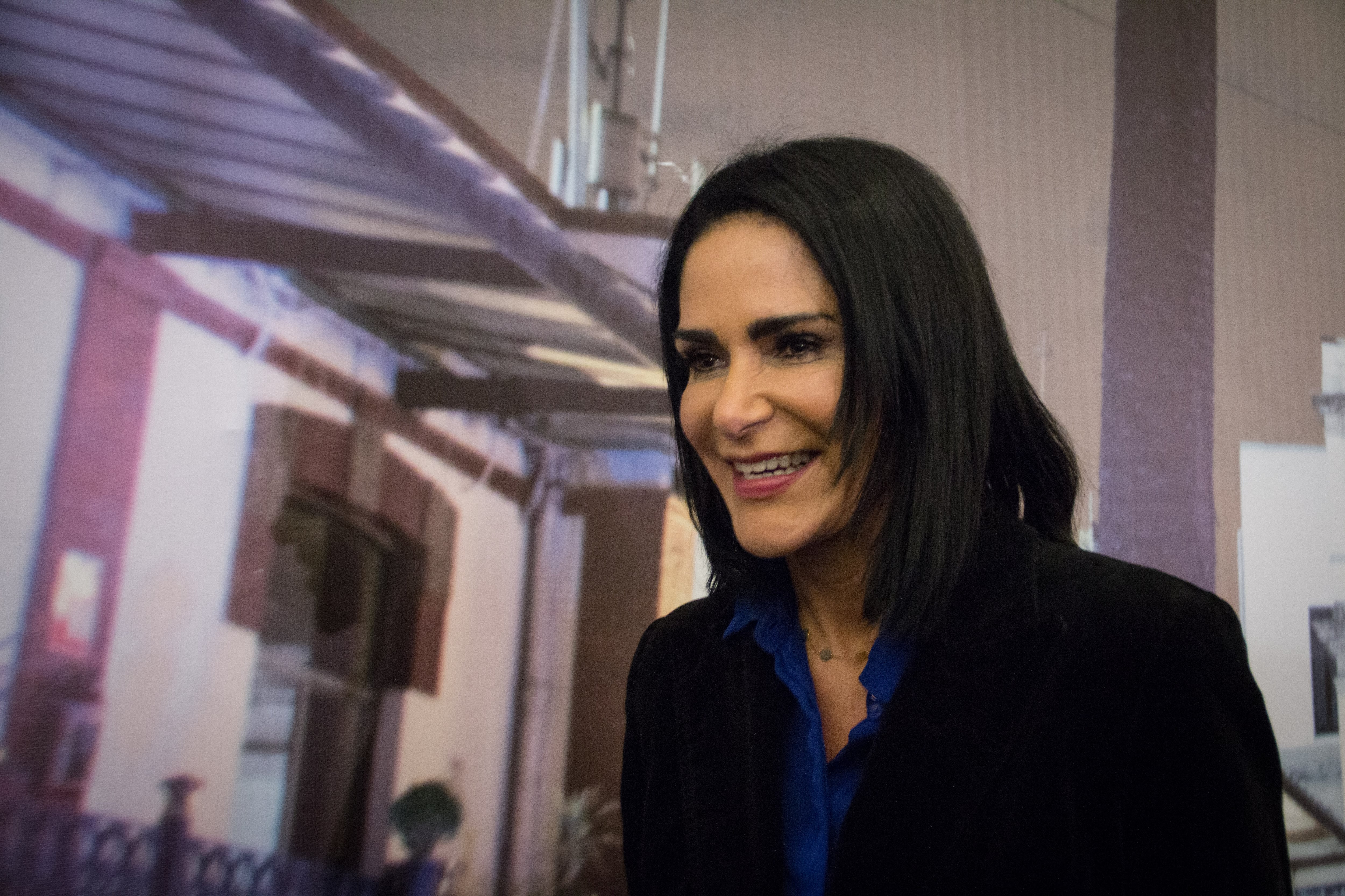 Lydia Cacho. Detención de policía ligada a tortura.