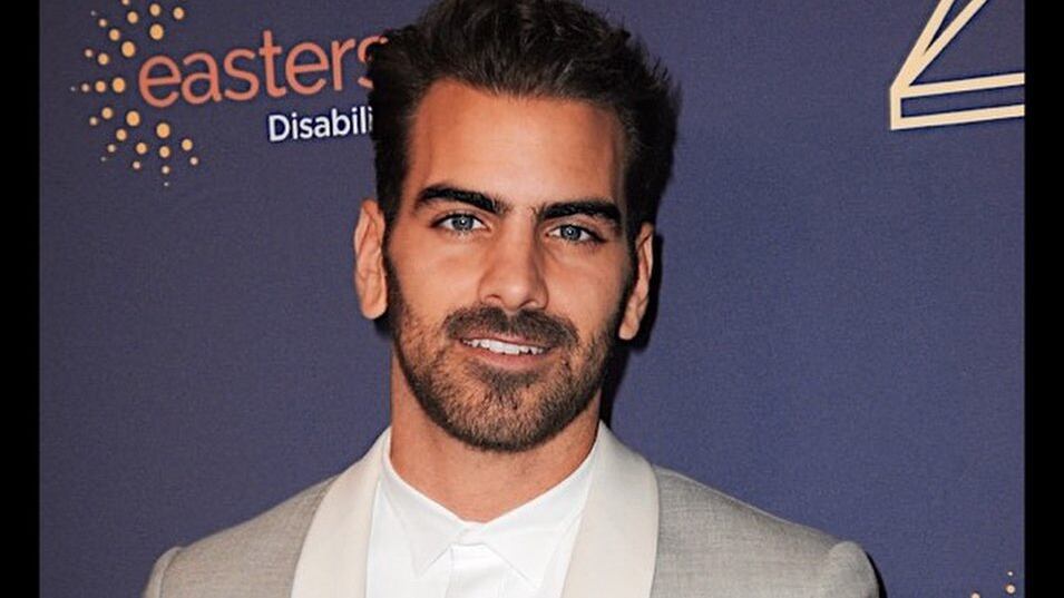 Nyle DiMarco es modelo y activista LGBTI por la sordera