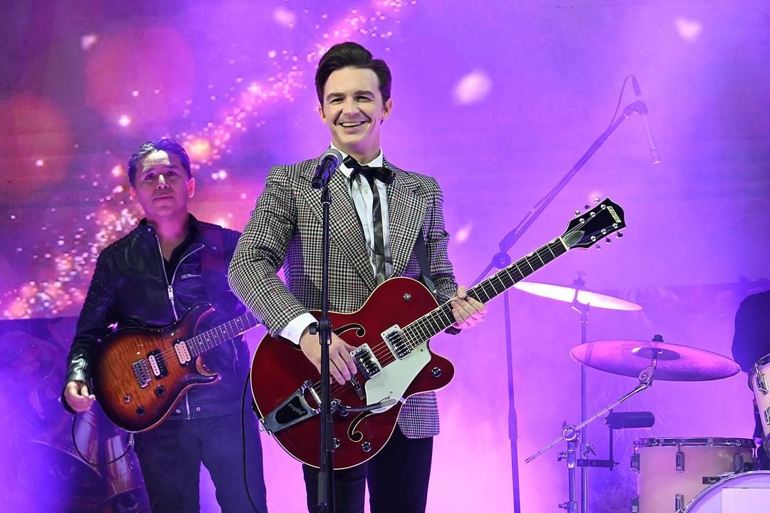 Drake Bell en TV Azteca