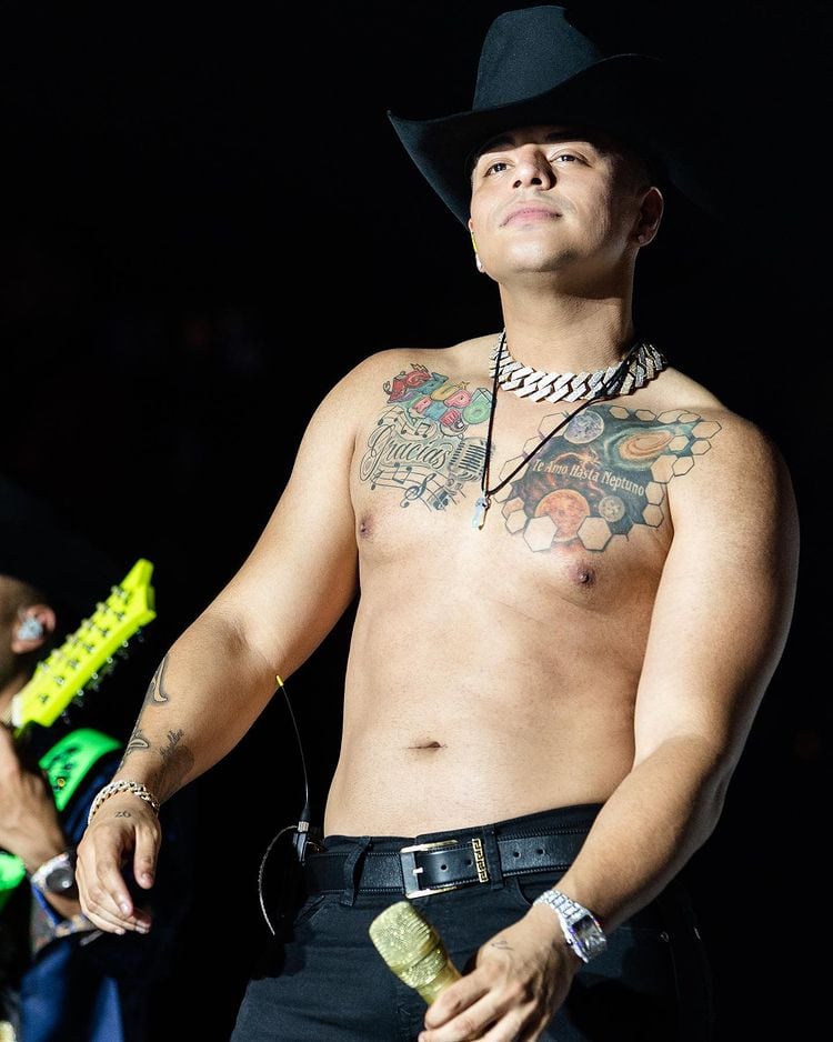 Eduin Caz, cantante.