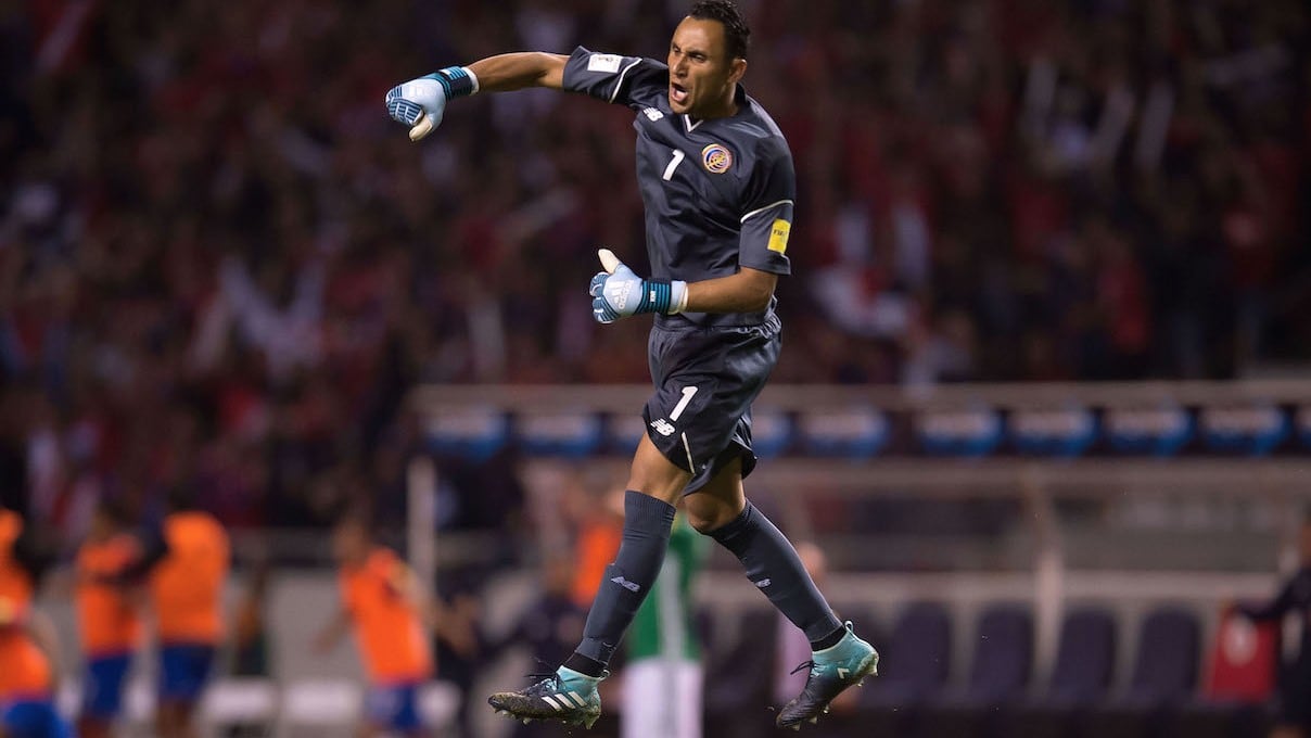 Navas festeja con los ticos.