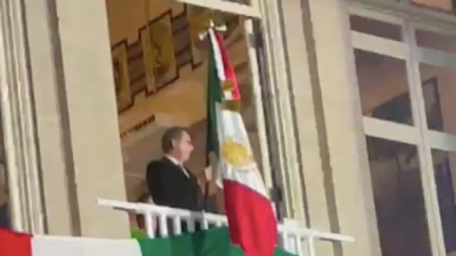 Esteban Moctezuma se suma al Grito de ¡Viva México!