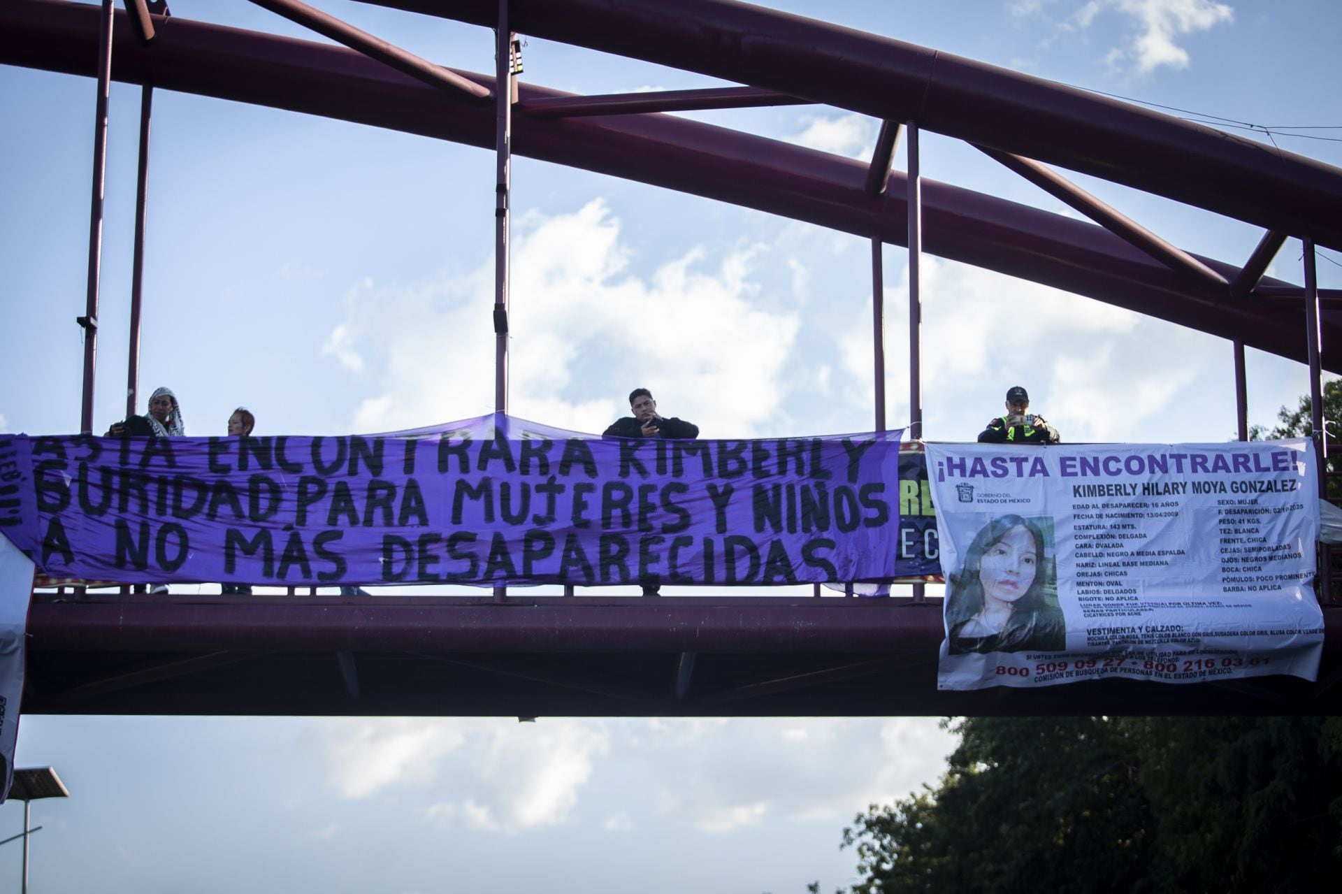 Bloqueo en Periférico Norte por la desaparición de Kimberly Moya.
