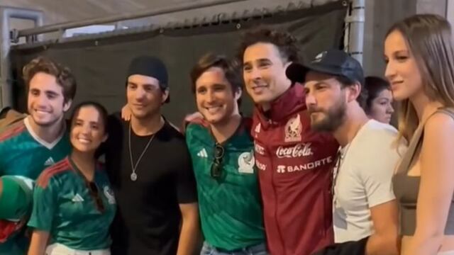 Guillermo Ochoa se robó la atención de algunos famosos.