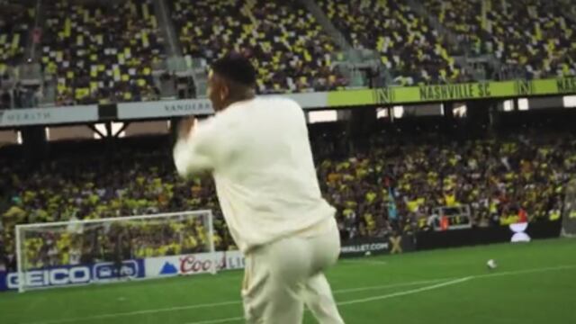 Giannis Antetokounmpo hace el Siuuu