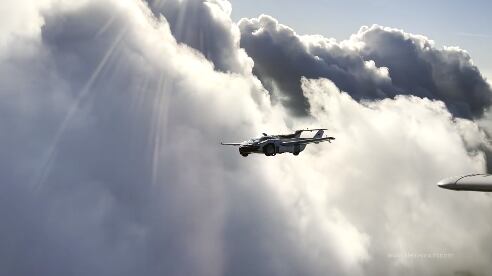 AirCar, el vehículo que se transforma en avión