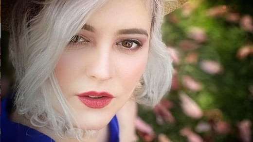 Allisson Lozz recibe la vacuna contra el Covid-19 y habla sobre los efectos secundarios