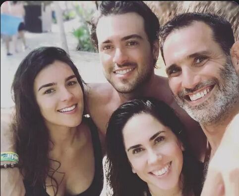 Pablo Lyle, Lucas Delfino y familia