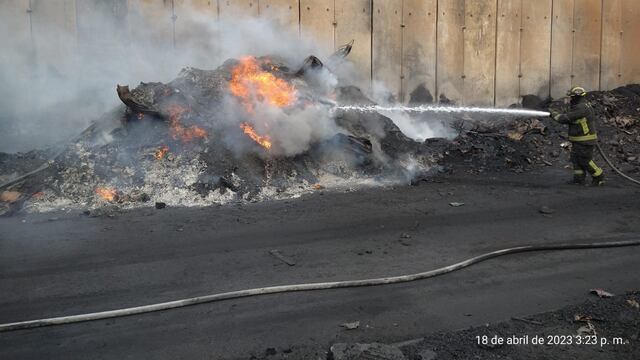Reportaron incendio en colonia Central de Abasto.