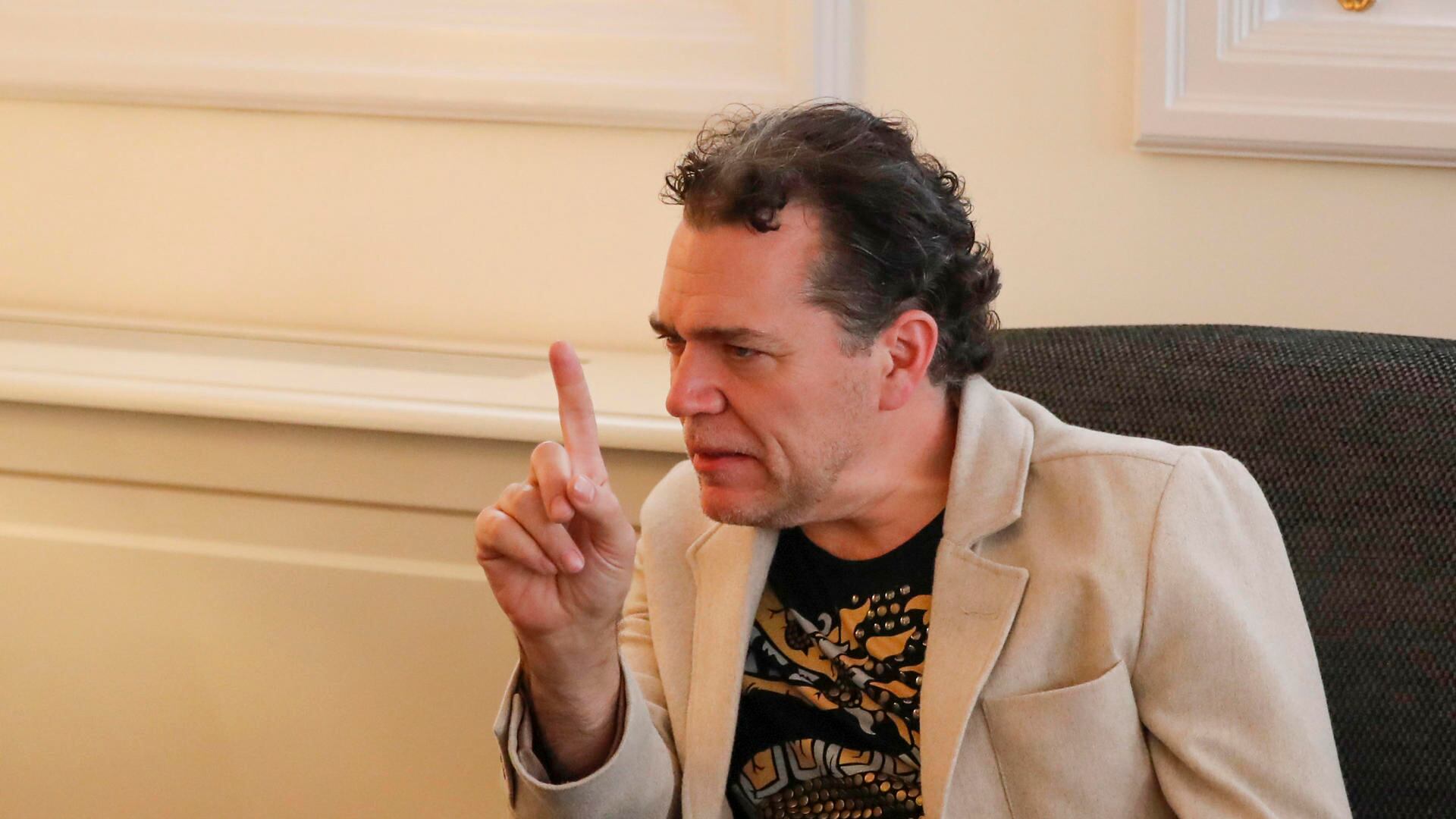 El “historiador” Zunzunegui sobaja a México (a base de mentiras) a nivel internacional